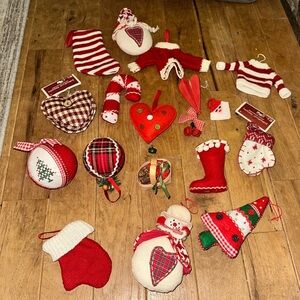 17 Vintage Christmas Holiday Ornament Set